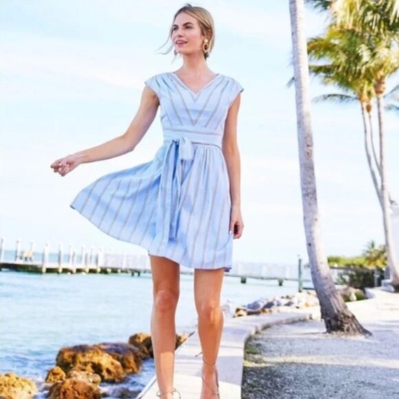 Vineyard Vines Nicholls Nautical Striped Seersucker Tie Waist Dress - Picture 1 of 11